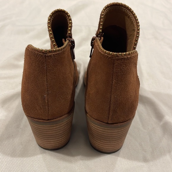 Lucky Brand Women’s Pincah Booties 6 Brown Leather Stacked 2” Heel Ankle Boots - Picture 8 of 9